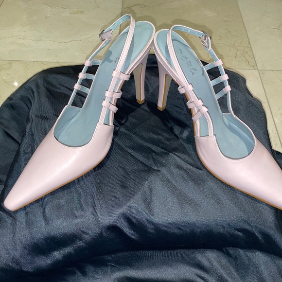 BCBG Paris Pink Low Heel - Picture 2 of 7